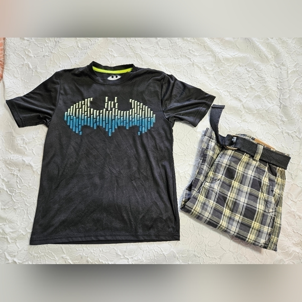 Boys 10/12 outfit. Batman shirt and urban pipeline plad shorts size 12